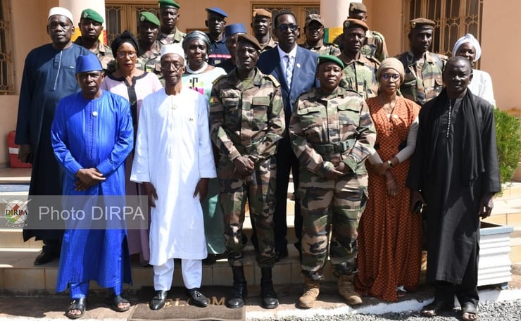 Bamako : La délégation spéciale de la mairie explore le Musée des Armées