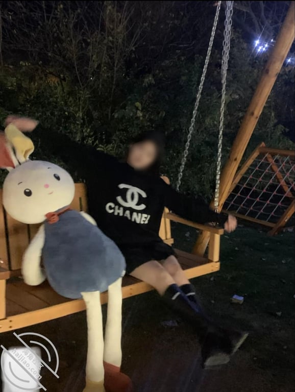 52灌醉美女邻居，尝试让妹妹潮吹喷水，失败后射在肚皮上-老宋论坛
