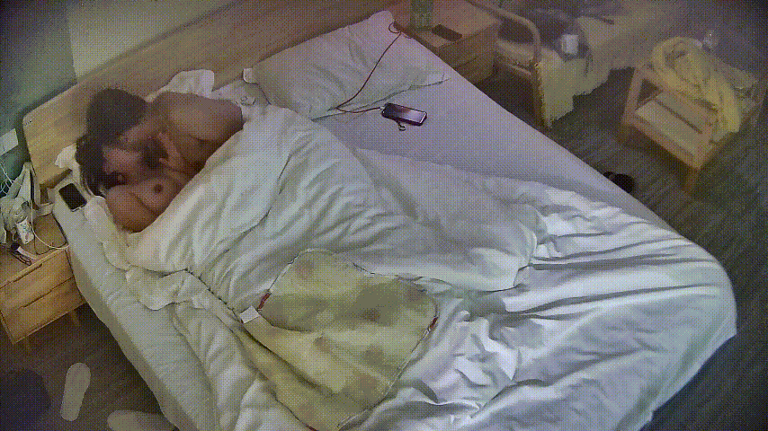 大学城民宿酒店惊爆流出！三对男女同房激战，热恋情侣火热缠绵，包养情人冷漠敷衍，人间百态尽显！ - 老宋论坛-老宋论坛