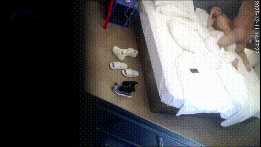 天眼1号房12-11 琴箫合鸣激情爆棚！舌尖狂舔让她全身抽搐高潮，巧指扣弄娇躯颤 配图6