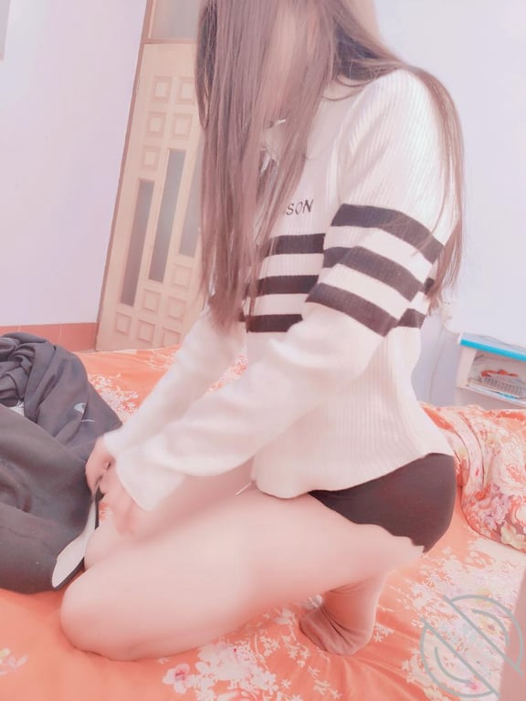 培养隔壁美女人妻的奴性，深喉口爆最后把鸡巴舔干净吞精！ - 老宋论坛-老宋论坛