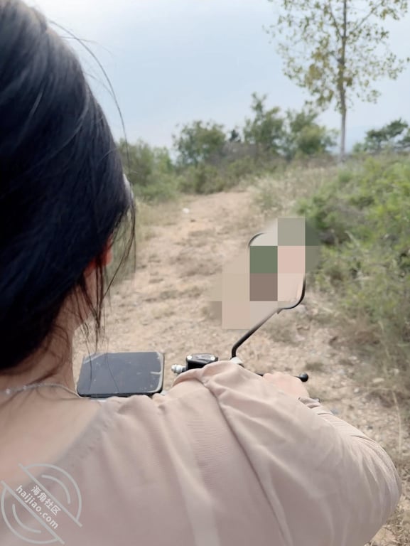 【原创金币】再次回顾我和妹妹重温玉米地刺激做爱！！！ - 老宋论坛-老宋论坛