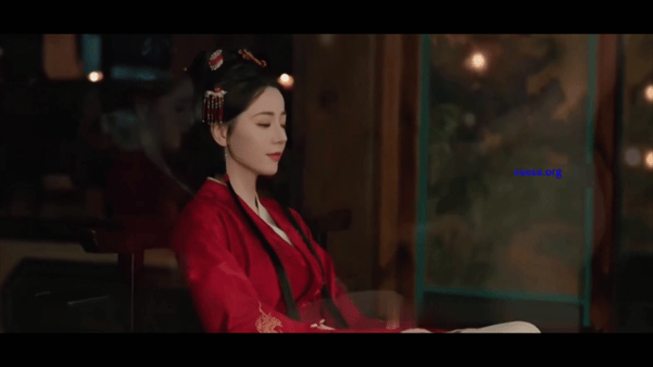 【AI推演】魔改电视剧《白日提灯》迪丽热巴饰演贺思慕妖娆鬼王身材在幽暗灵殿被压在 配图5