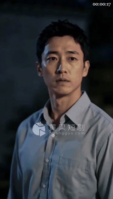 【AI短剧】《月拥便枕欲凉梦》EP1-10集，设计师穿越到一九七八年，成为陆家有 配图5