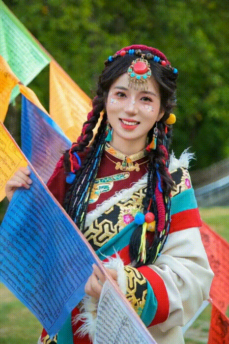 【AI脱衣】继续快手抖音小红书网红明星及红人娜扎给小朋友喂奶！ 配图7