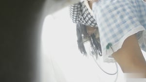 4K极致沉浸偷拍❤️出租屋大神蹲守两位绝色合租美女，撞脸明星微毛嫩体洗澡上厕所全记录-老宋论坛