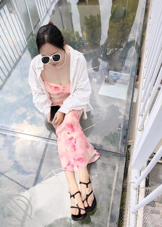 小别胜新婚，走进门就被扒掉裤子深情吃鸡！ - 老宋论坛-老宋论坛