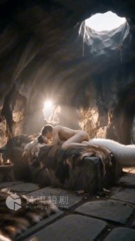 【AI短剧】《逼良为妖》全10集 风情万种的女妖怪褪去高傲，极尽讨好之能事 配图5