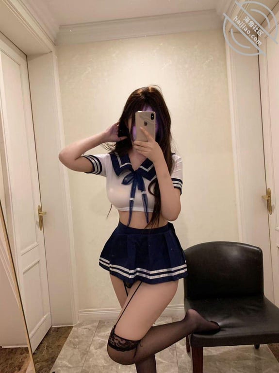 （原创）朋友帮我在老婆那里打掩护，出门去把朋友老婆操到叫爸爸 配图7