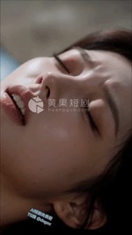 【AI短剧】《校花们的逆袭贵少》EP1-10集，舞蹈女神妈妈，腰肢柔软开腿能到极 配图7