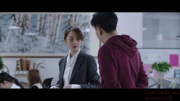 【AI推演】魔改电影《红纸鹤》一名空姐不堪忍受长期的家暴 李曼 张熙媛 配图2