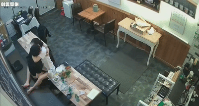 韩国咖啡店女主人与男友发生了性关系晚上肏逼，白天肏逼，性欲来了就肏逼！ 配图4
