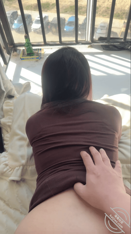 正义原创:偷情高颜值大屁股的小姨子合集,多场景玩弄她的大屁股,口爆绝了~ 配图7