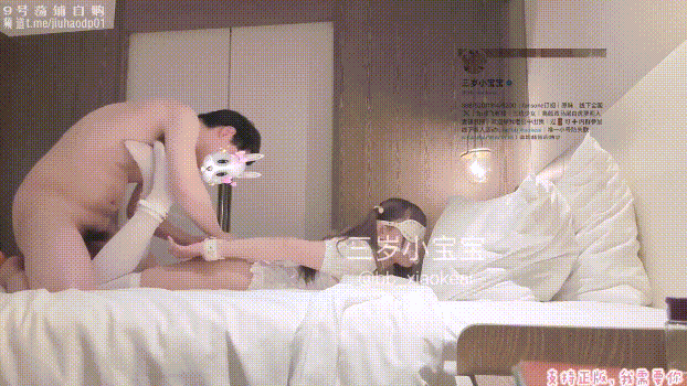 反差女大小母狗『三岁小宝宝』被哥哥sm了，绑起来打我呜呜，wt插我穿着白丝的小穴 配图5