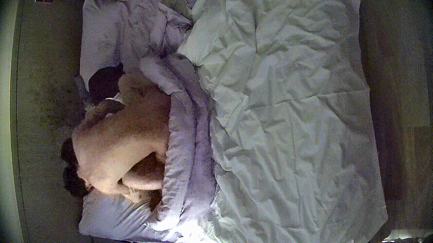 情趣酒店激情5-9！路人女神级美女进门就被猛男狂吻舔逼，反复操弄玩到高潮迭起不知 配图2