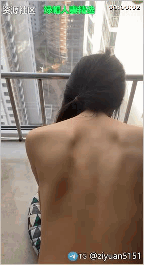 【前男友泄露】超级骚货女友完美露脸，浴血奋战，怼脸吃蛋蛋，舔大jb的样子风骚入魂 配图9