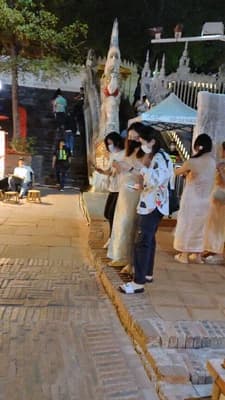 ⚫️步行街女公厕真实偷拍多位女性方便，正面高清特写镜头-老宋论坛