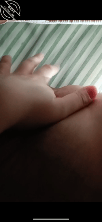 （原创-实习护士-20)小护士在休息室自慰，被病人家属发现 - 老宋论坛-老宋论坛
