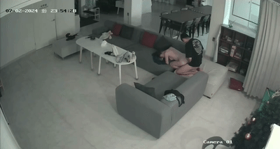 韩国小公司办公室偷情实录！休息区美女被猛干高潮连连，真实流出超刺激 配图5
