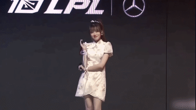【AI脱衣】❤️魔改LPL❤️英雄联盟LPL大赛主持人现场AI脱衣口交后入性爱秀！-老宋论坛