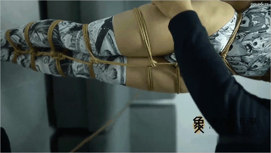 【SM调教】【象人工作室】多人捆绑女女捆绑女主颜值都非常在线满足你的一切幻想束缚 配图1
