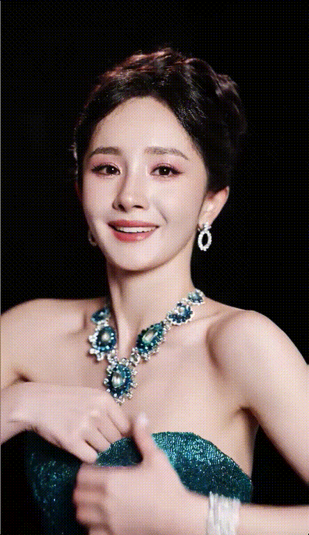 【AI脱衣】杨幂 杨紫 古力娜扎等明星明星一脱成名系列 第11弹！ 配图4