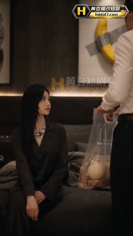 AI短剧《妈妈再爱我一次》EP1 原版 配图3