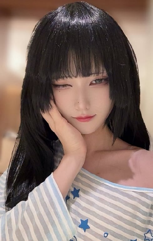 国产极品TSCodaaaaa国产人气TS，线下漫展Coser，长相甜美清纯可爱， 配图2