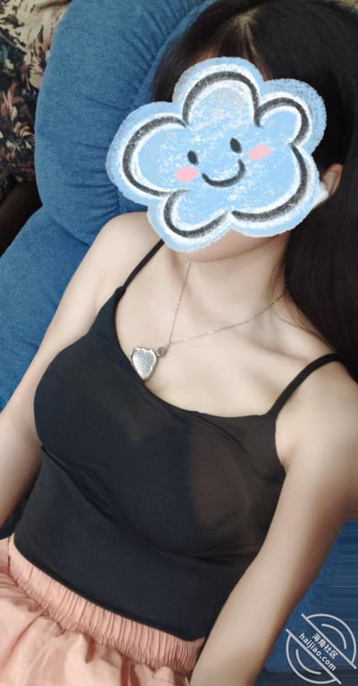 [原创内容]33.骚姐姐说最近性慾有点高涨，自慰诱惑弟弟回家打桩 - 老宋论坛-老宋论坛