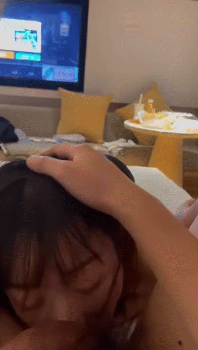 山东烟台淫妻刘祈瑄与炮友偷情视频泄密毒龙舔蛋专业技术外围都自愧不如！ 配图15