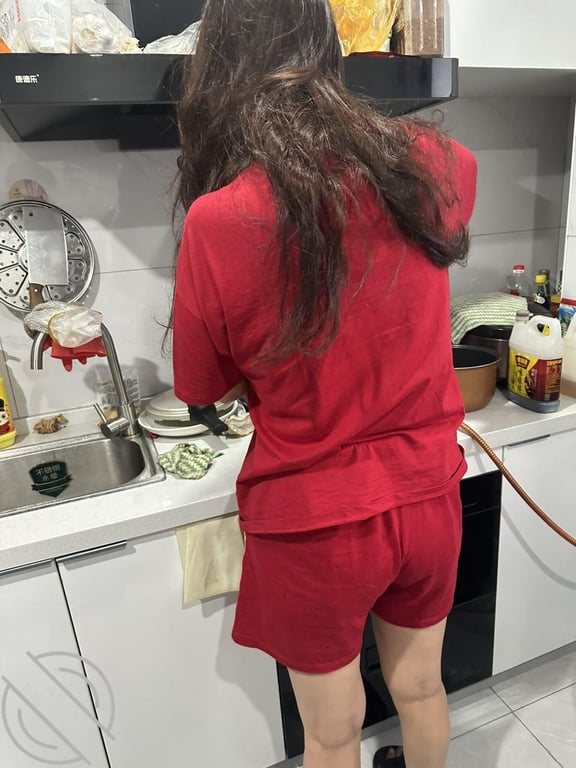 （原创）太久没被老爸操过的老妈，被我内射完还不忘夸我的比老爸的大。-老宋论坛