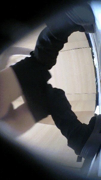 高档夜总会女厕全景后拍多位美女各种极品小黑鲍 配图20