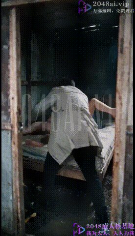 【AI短剧】《和你在一起》EP1-2 女儿自慰扣逼被父亲撞见 禁忌之下直接喷水  配图6