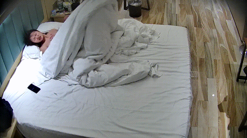 情趣台 3-8 油腻大叔竟钓到极品温柔美妞！枕头垫高粉逼疯狂输出，爽到腿软太离谱！-老宋论坛