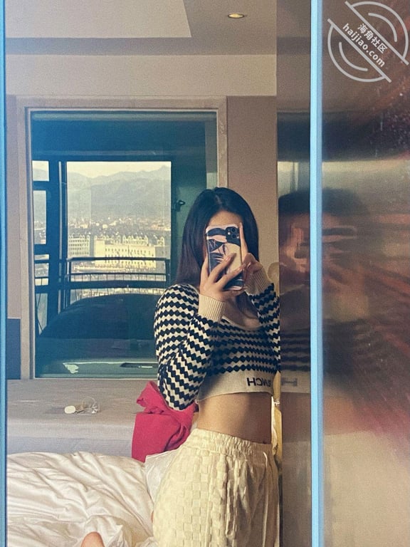原创/ 妹妹订婚前的一天把自己交给了我，掐着脖子干她，结果完蛋了！-老宋论坛