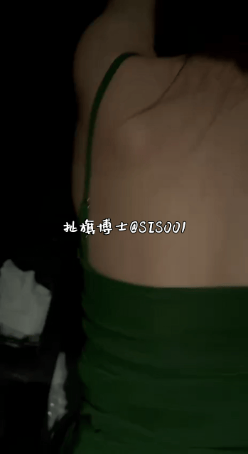【反差婊性爱视频外泄】音乐学院学生COS古装武则天武媚娘吞吐鸡巴，骑摇的骚样视频 配图9