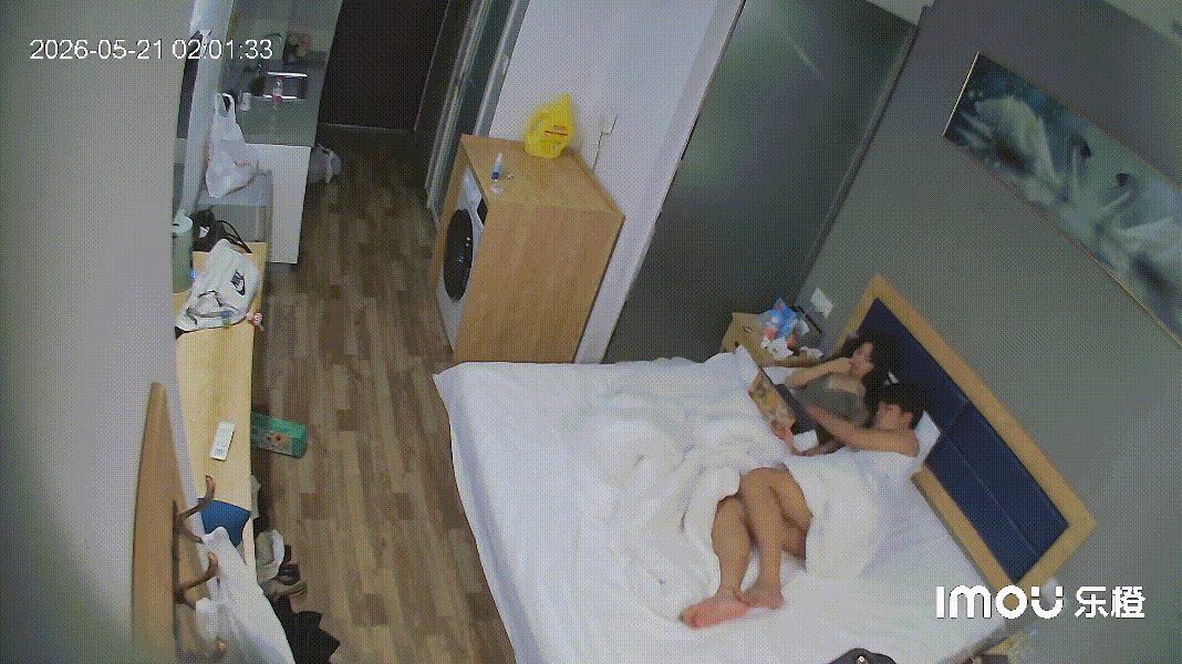 5-21乐橙酒店偷拍流出公主病爆脾气小女友穿衣狂干~极品骚母狗高能现场 配图6