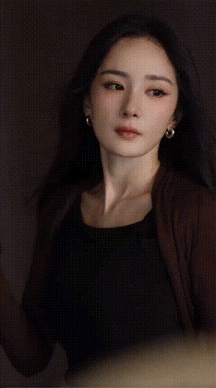 【AI脱衣】抖音快手小红书骚女明星爱吃大鸡巴肏逼骑乘摇曳！ 配图10