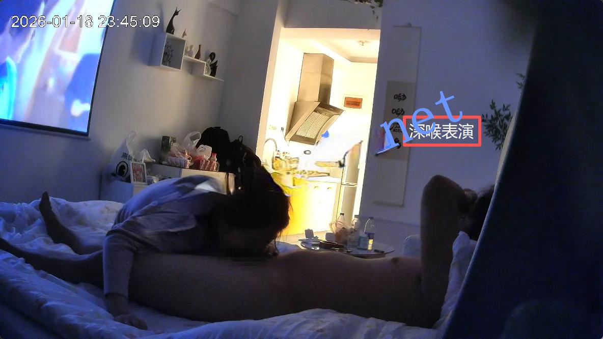 1-24流出乐橙酒店近视角偷拍连续几天入住大学生情侣爆炸头小哥有空就干无情打桩机 配图17