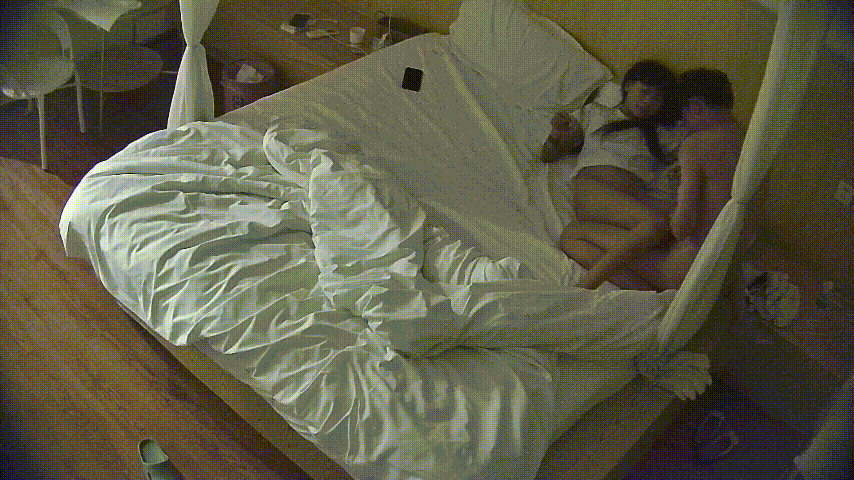 公寓酒店深夜狂欢！7-9号年轻小妓女连夜多波接客，快枪手们速战速决一个不够爽 配图7