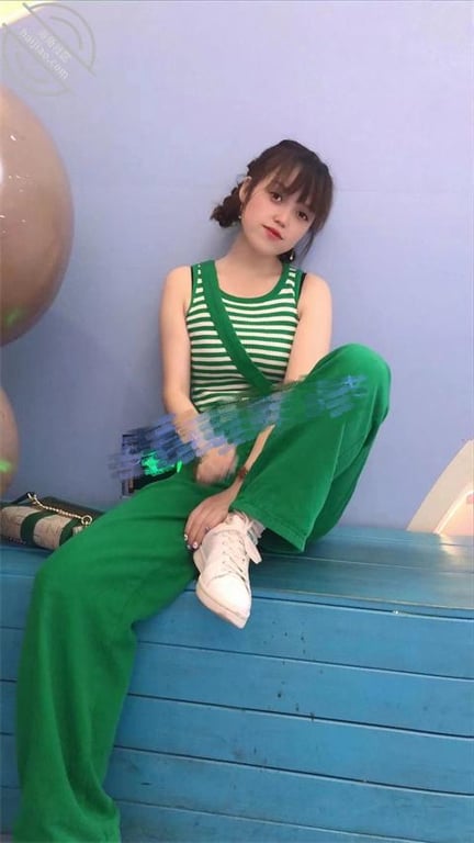 郑州某学院美女老师李鸿波背着男朋友偷腥 男友打电话约我去打针。 - 老宋论坛-老宋论坛