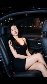 【AI短剧】《太太与司机》豪门太太醉酒后春情泛滥，猛男司机趁虚而入。。。 配图2