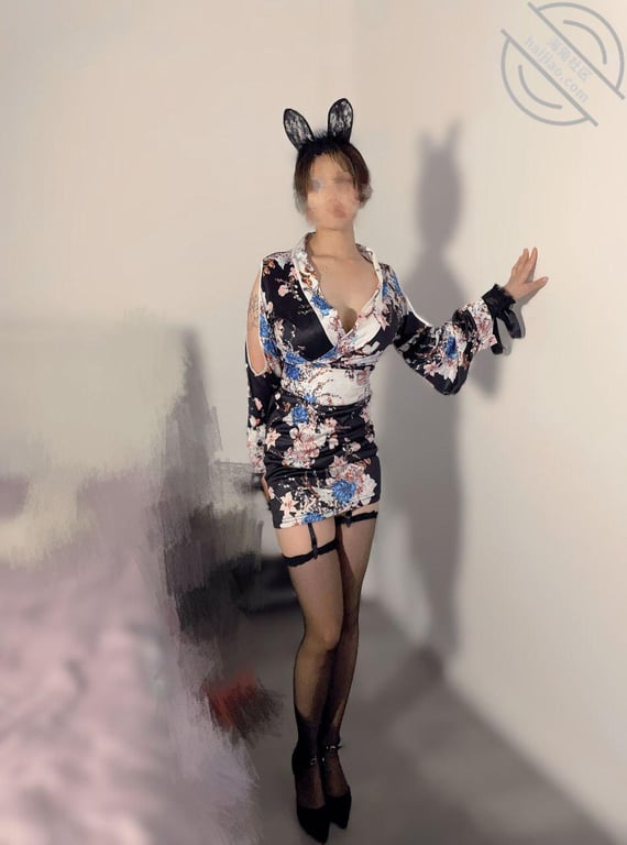 （原创视频）送给巨乳表姐的礼物，让我把持不住直接推倒，无法抑制的欲火！！ - 老宋论坛-老宋论坛