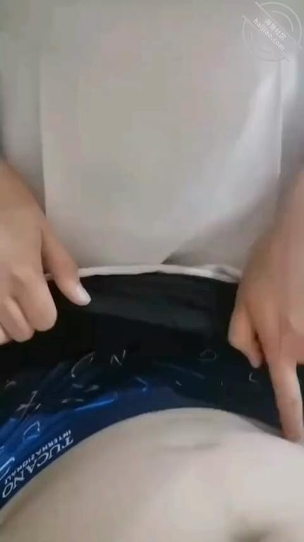 24）插了兄弟媳妇的穴，还用手指进入她的屁眼 - 老宋论坛-老宋论坛