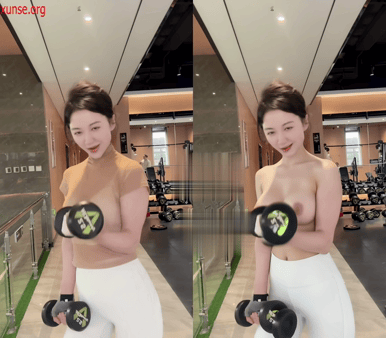 【AI脱衣】拿铁豆豆--网红脱衣---巨乳少妇，爱健身的少妇，这身材太爆炸了！！ 配图5
