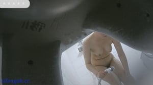 4K沉浸偷拍！丰满小太妹出租屋洗澡，细致揉洗粉嫩逼逼高潮不断❤️ - 老宋论坛-老宋论坛