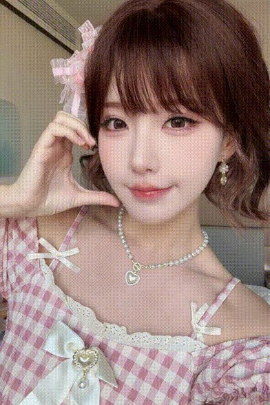 【AI脱衣】继续快手抖音小红书网红明星B站UP主 一只真栗酱！ 配图9
