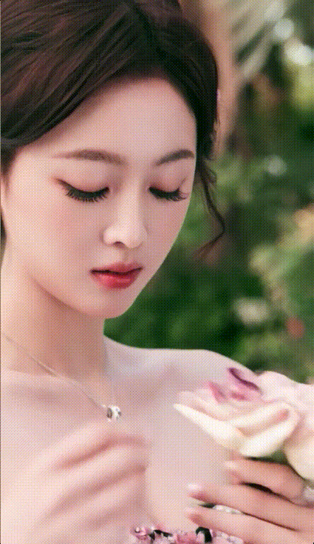 【AI脱衣】鞠婧祎 杨幂 秦岚等明星明星一脱成名系列 第42弹！ 配图2