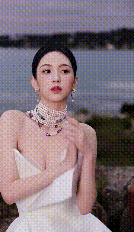 【AI脱衣】迪丽热巴 刘涛等明星明星一脱成名系列 第67弹！ 配图2