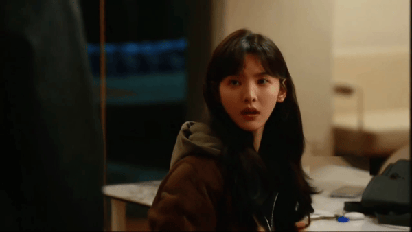 【AI脱衣+AI推演】魔改版电视剧《难哄》完整版11分钟 章若楠 张淼怡 配图13